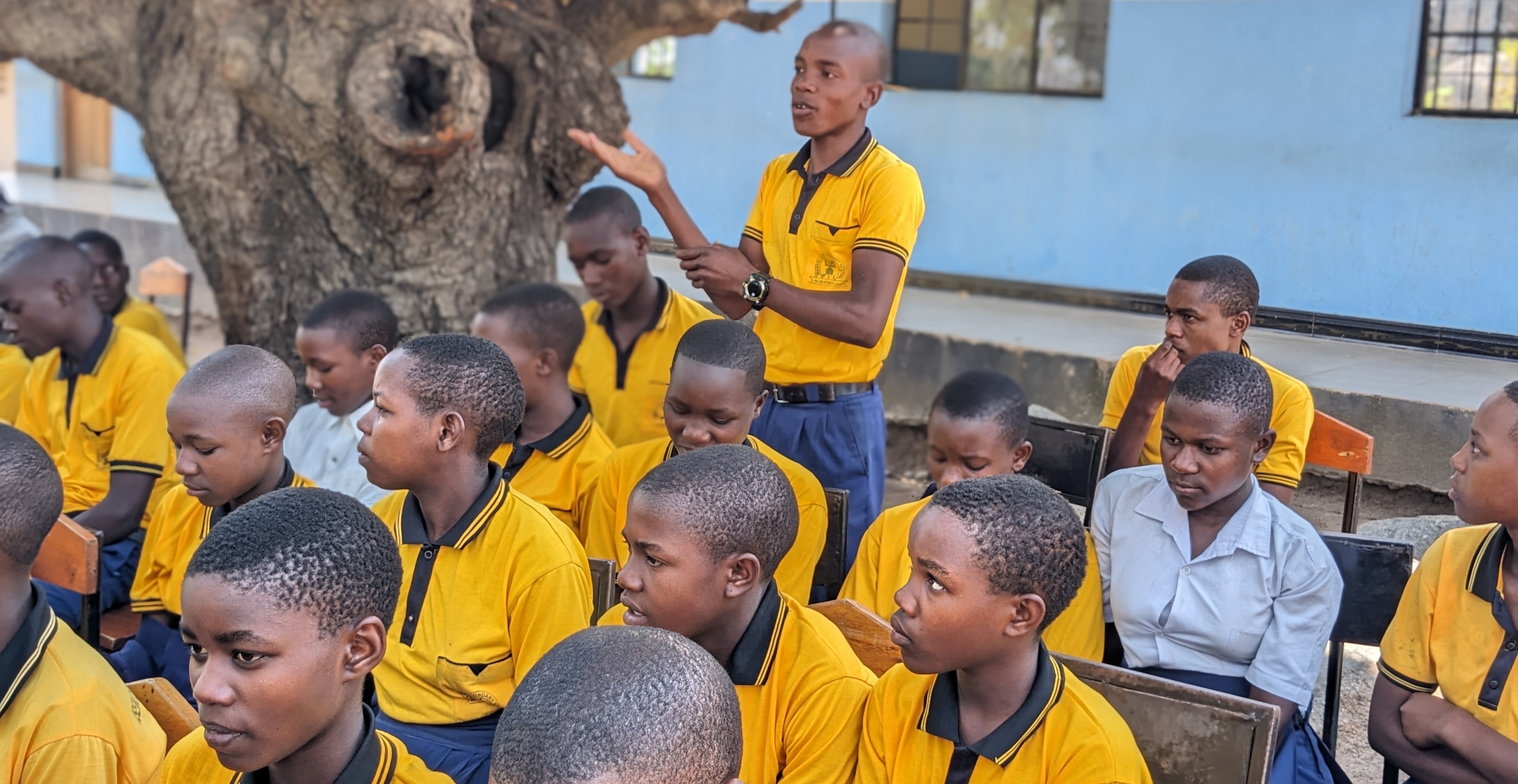 HRDF PROJECT BENEFICIARIES AT ISENDELO SECONDARY SCHOOL GIVING OUT THEIR VIEWS DURING SRHR ADVOCACY MEETING